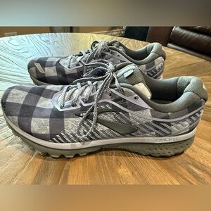 Brooks Gray Plaid Athletic Shoes
